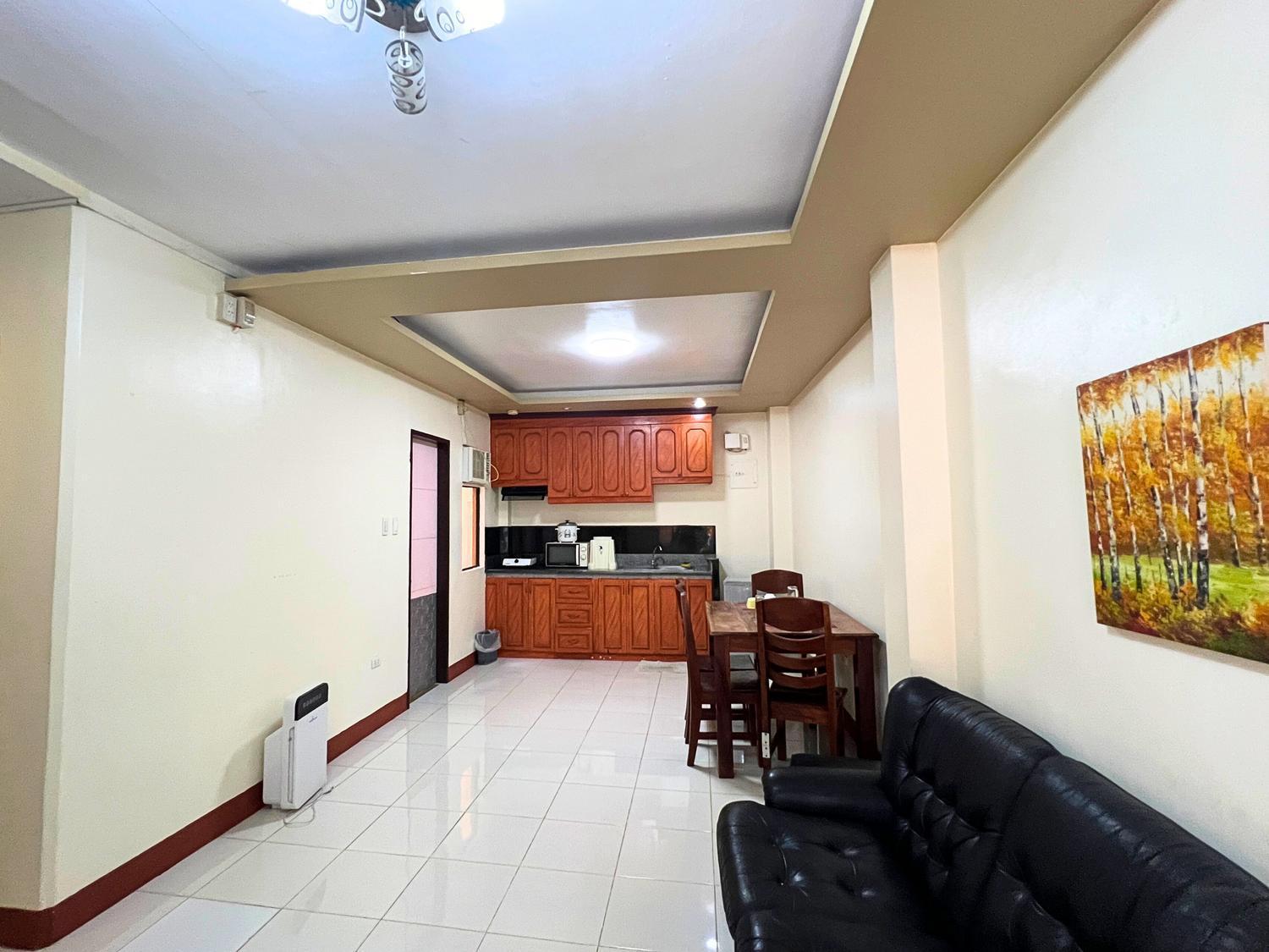 Manora Apartment Talisay  Exterior foto